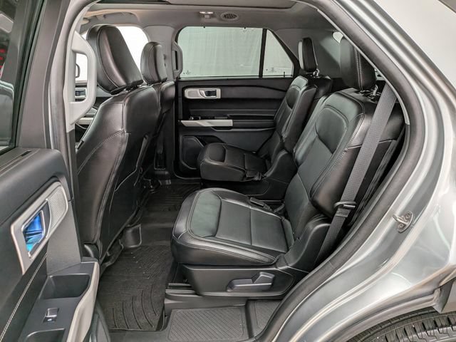 Certified 2024 Ford Explorer Limited w/ Limited Technology Package AWD/4WD image 18