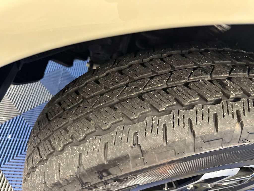 Certified 2025 Ford Bronco Outer Banks AWD/4WD image 30