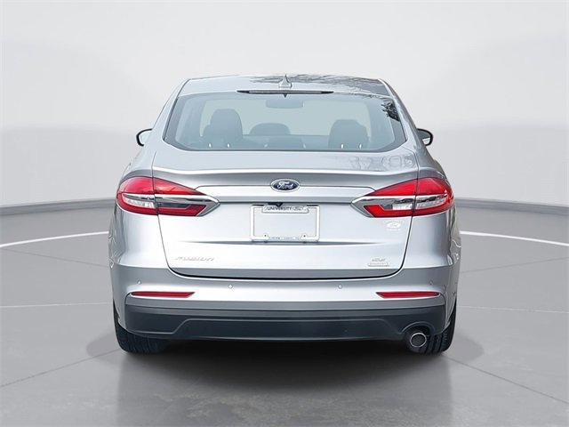 Certified 2020 Ford Fusion SE image 4