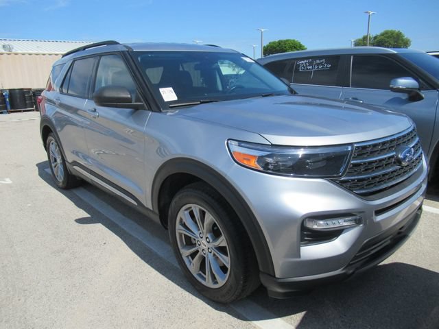 Certified 2023 Ford Explorer XLT w/ Equipment Group 202A