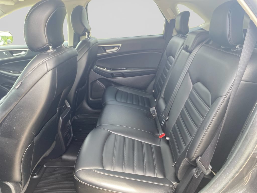 Certified 2019 Ford Edge SEL w/ Equipment Group 201A AWD/4WD image 19