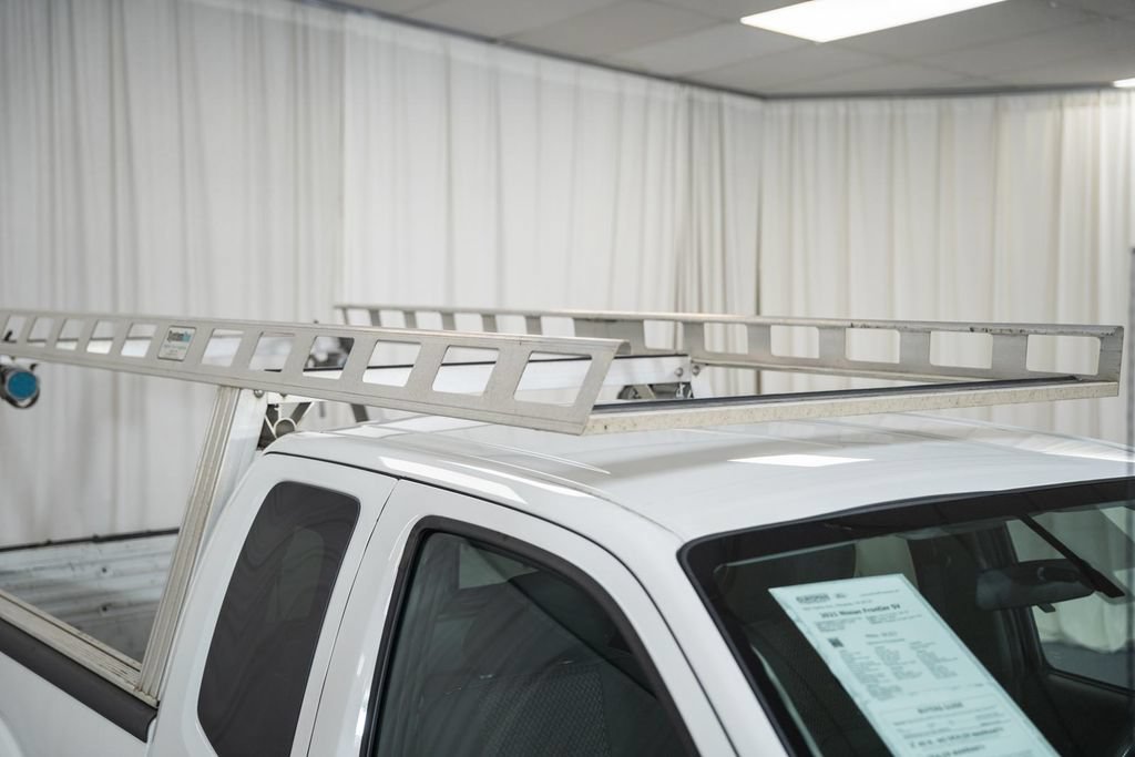 Used 2021 Nissan Frontier SV RWD image 18