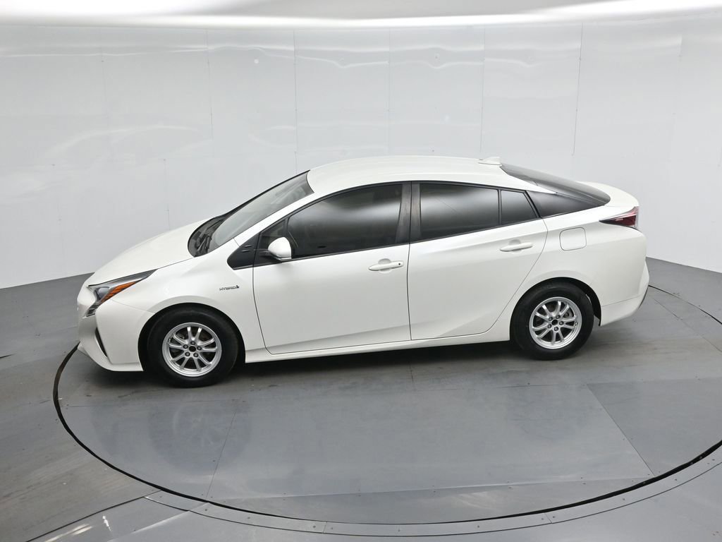 Used 2017 Toyota Prius One image 22