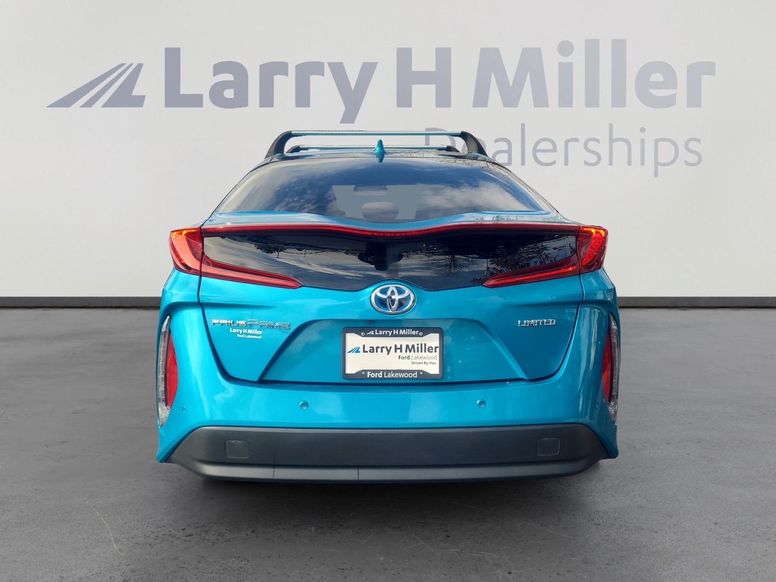 Used 2020 Toyota Prius Prime Limited image 4