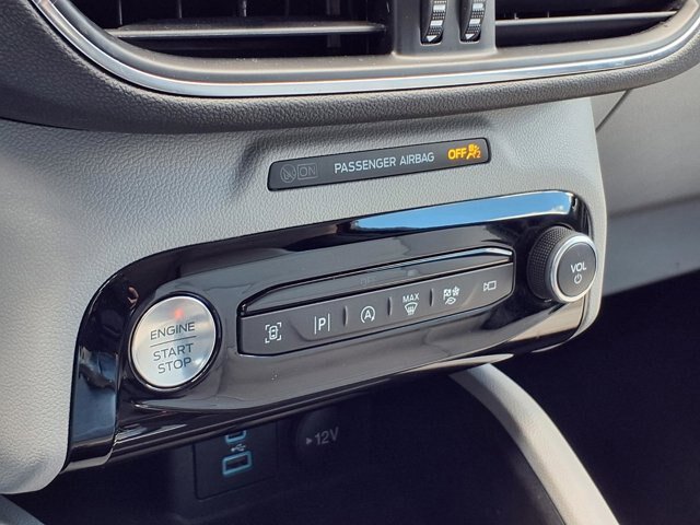 Certified 2023 Ford Escape Platinum AWD/4WD image 15