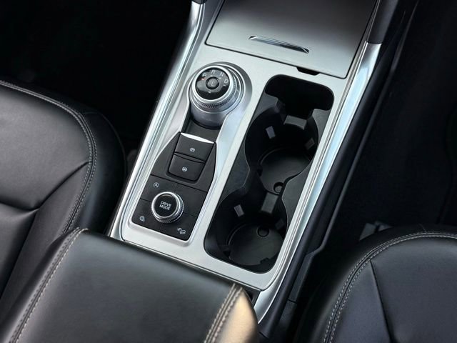 Certified 2023 Ford Explorer XLT w/ Equipment Group 202A image 31