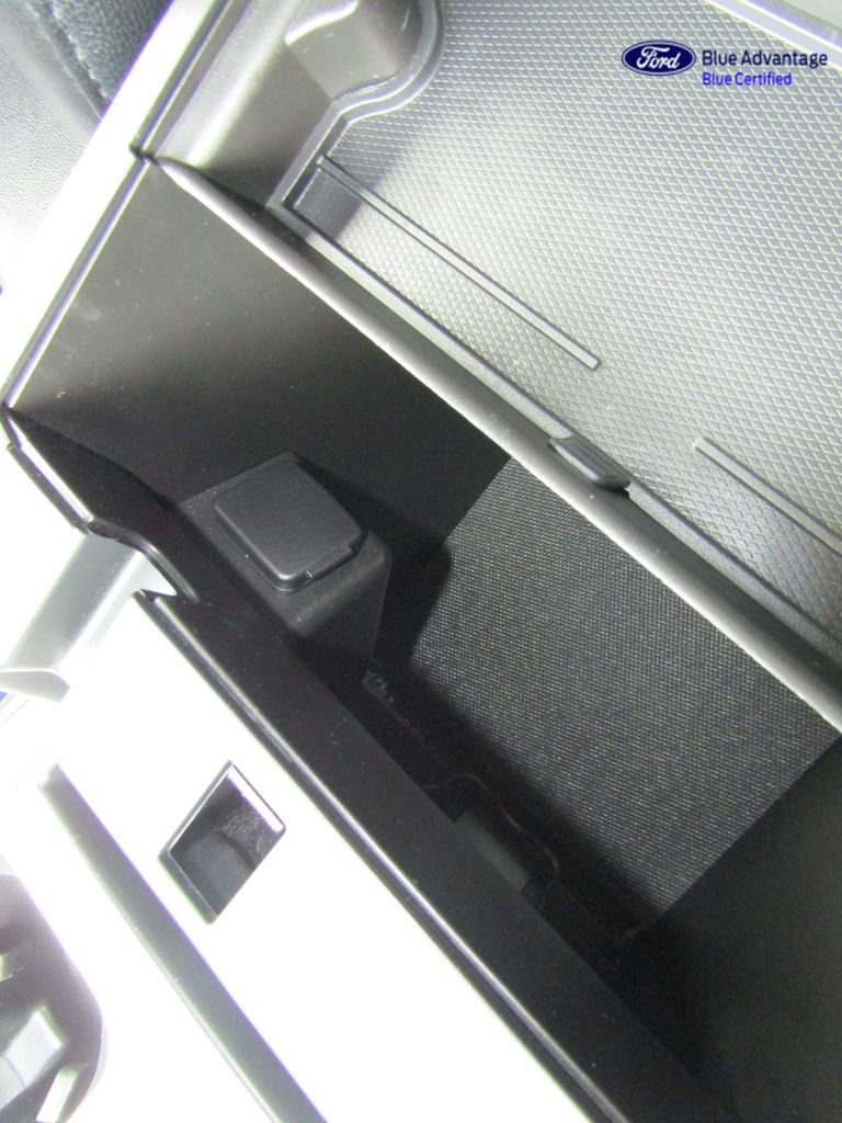 Certified 2020 Ford Explorer XLT w/ Equipment Group 202A AWD/4WD image 39