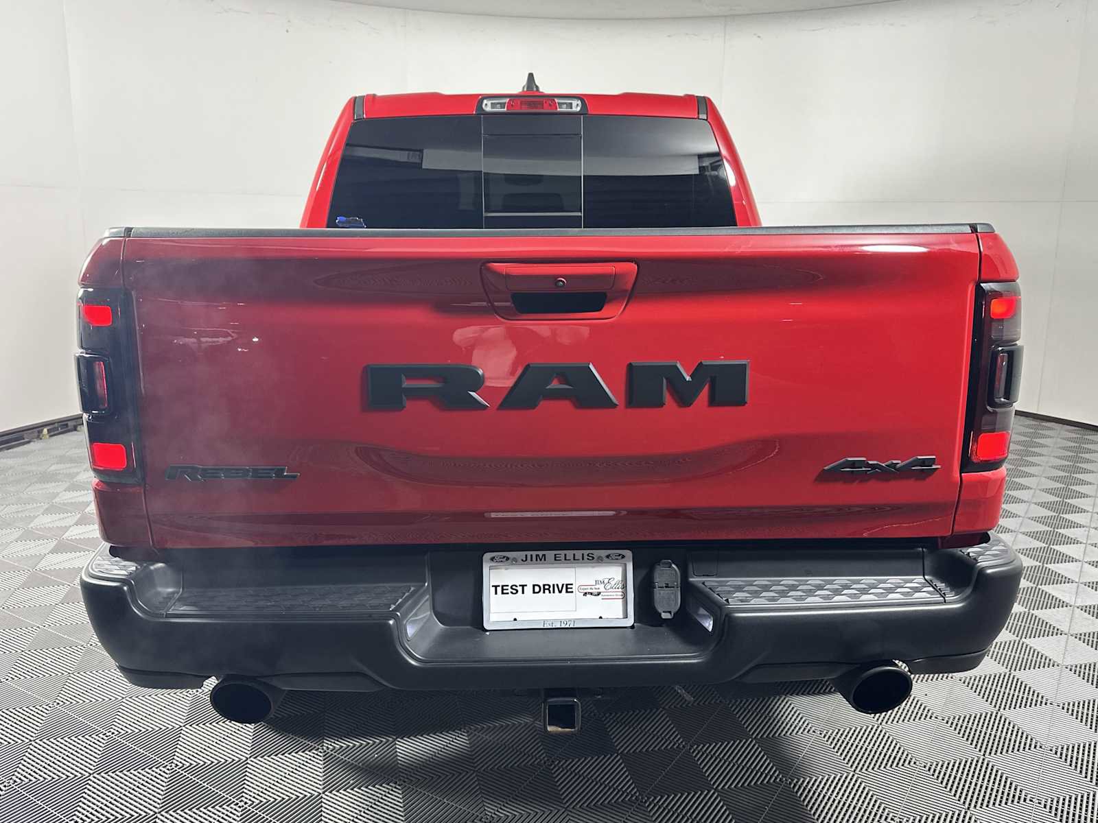 Used 2020 RAM 1500 Rebel w/ Rebel Level 1 Equipment Group AWD/4WD image 6