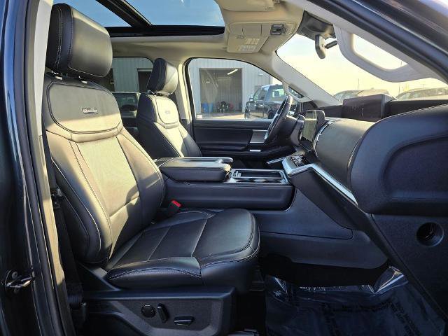 Certified 2025 Ford Expedition Max Platinum image 18