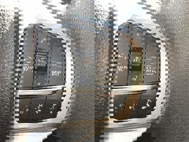 Certified 2022 Ford Explorer XLT w/ Equipment Group 202A image 31