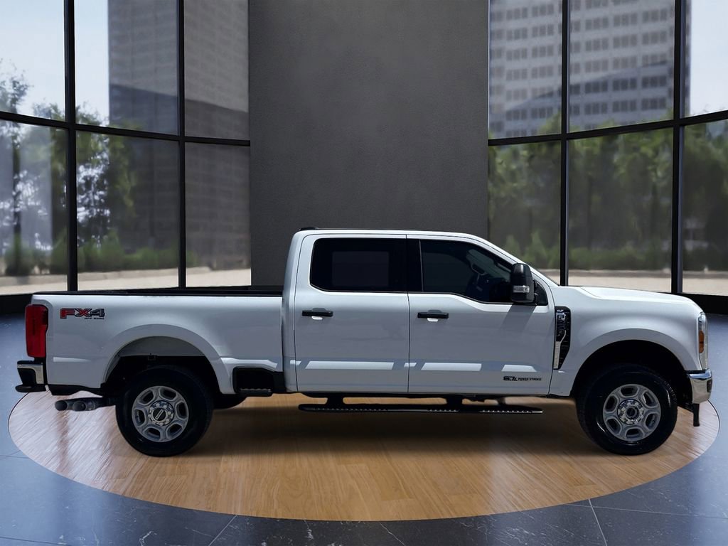 Certified 2025 Ford F250 XLT w/ FX4 Off-Road Package AWD/4WD image 2