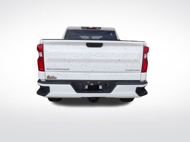 Used 2020 Chevrolet Silverado 1500 Custom w/ Custom Value Package RWD image 9