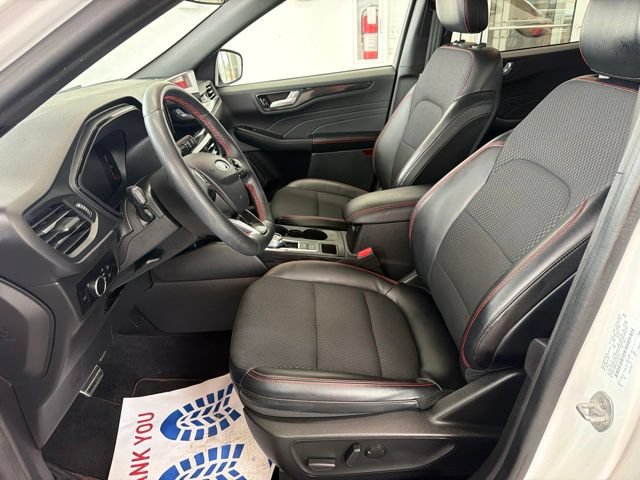 Certified 2023 Ford Escape ST-Line w/ Tech Pack #1 AWD/4WD image 15