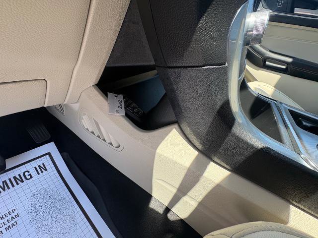 Certified 2022 Ford Edge Titanium AWD/4WD image 26