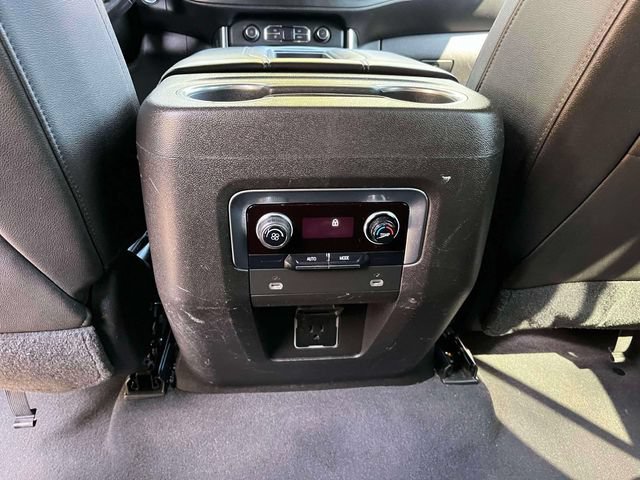 Used 2021 Chevrolet Tahoe LT AWD/4WD image 16