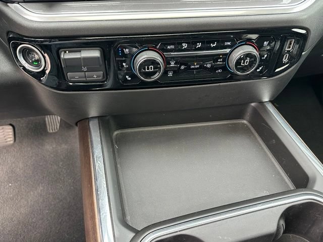 Used 2024 Chevrolet Silverado 2500 High Country w/ High Country Premium Package AWD/4WD image 20