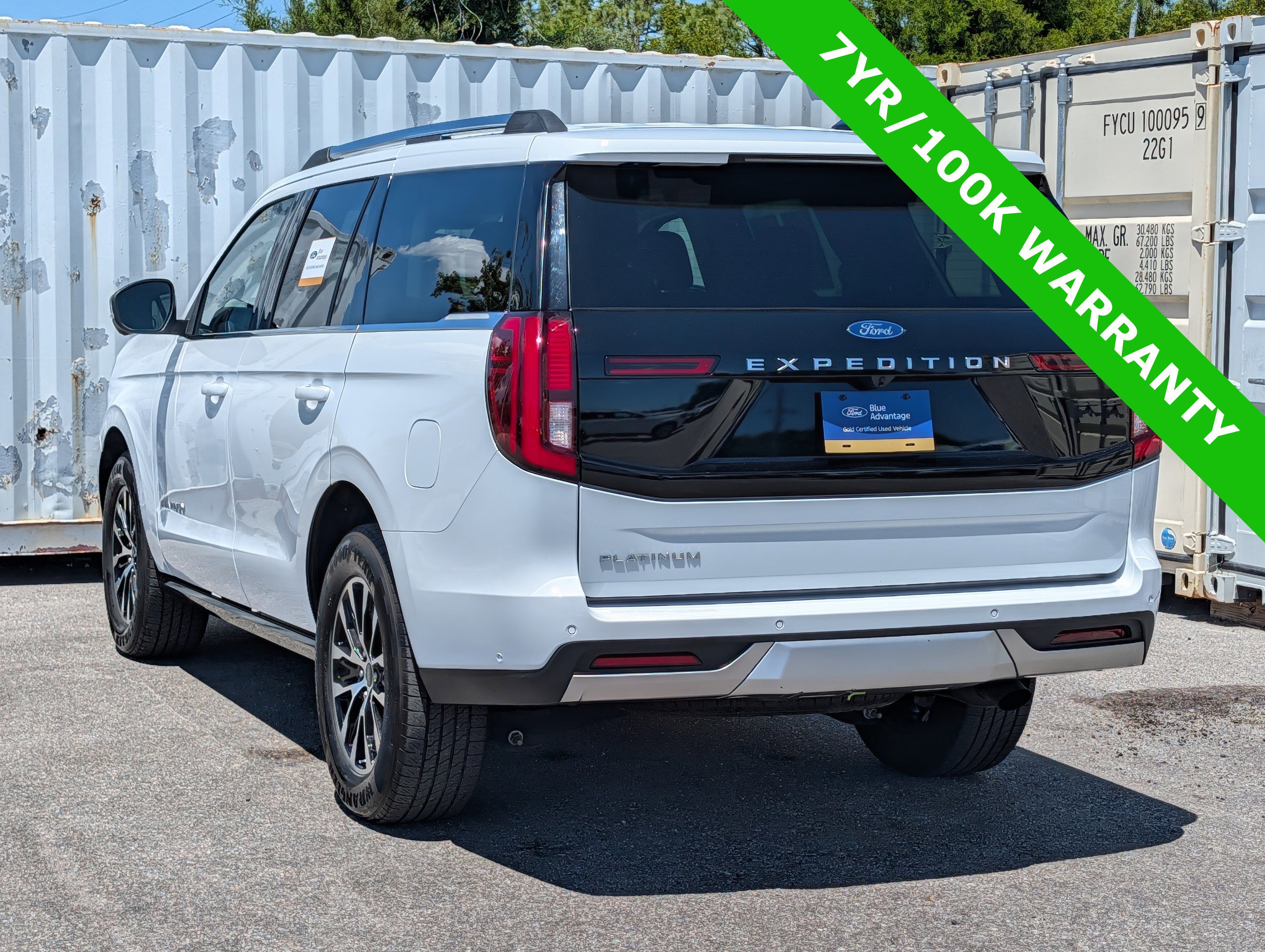 Certified 2025 Ford Expedition Platinum AWD/4WD image 2