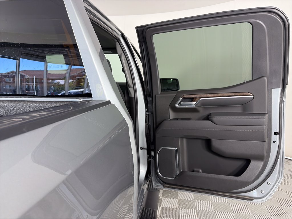 Used 2026 GMC Sierra 1500 Elevation w/ Elevation Premium Package AWD/4WD image 28