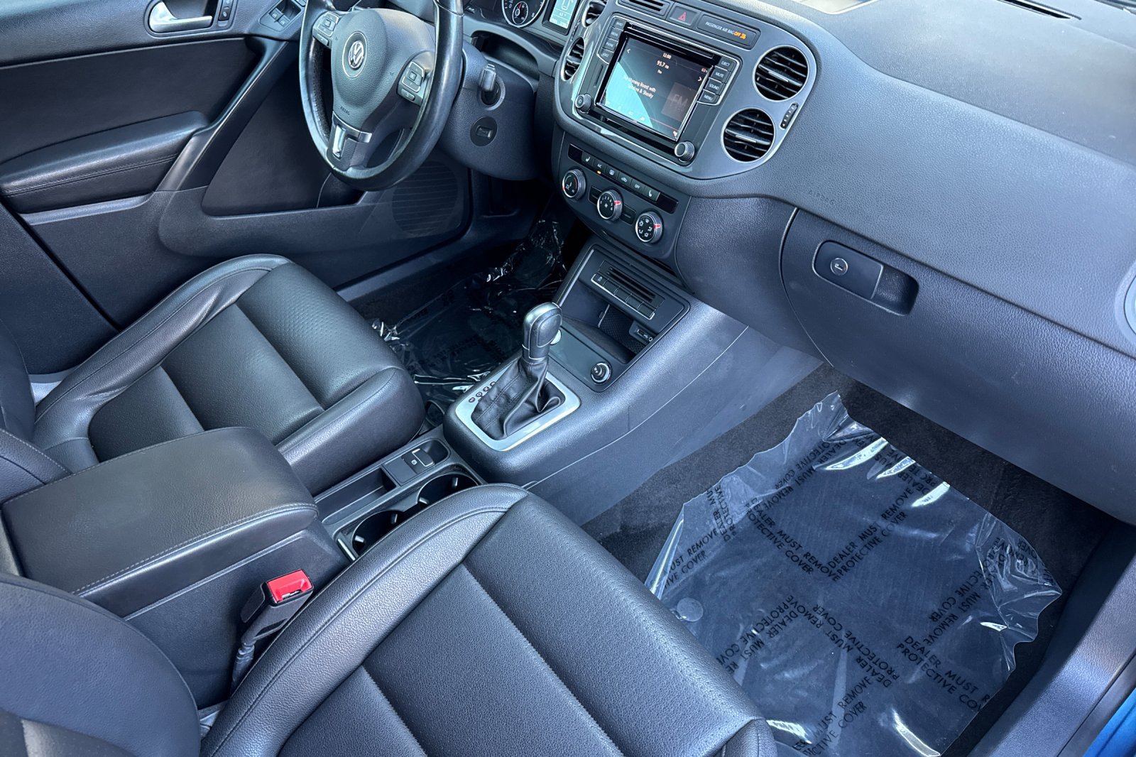 Used 2017 Volkswagen Tiguan S FWD image 17