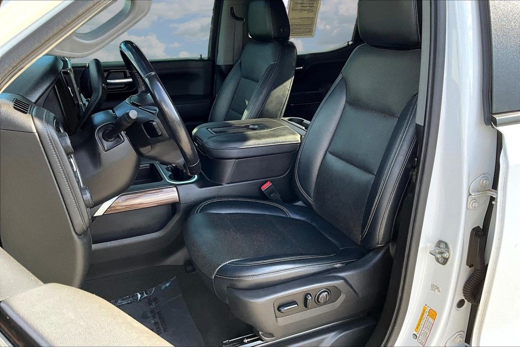 Used 2021 Chevrolet Silverado 1500 LT Trail Boss w/ Bed Protection Package AWD/4WD image 24