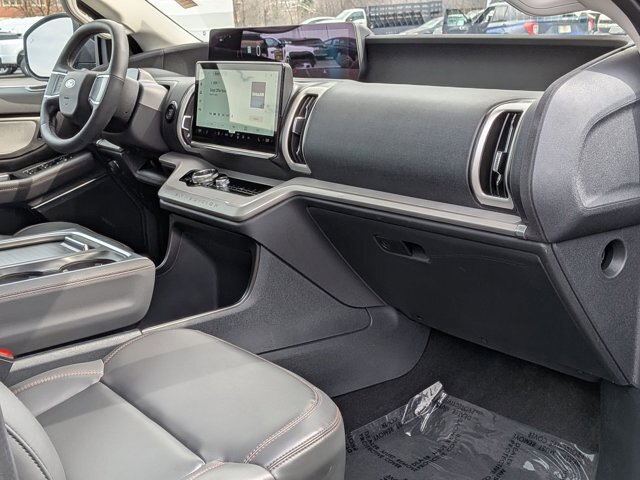 Certified 2025 Ford Expedition Max Active AWD/4WD image 30