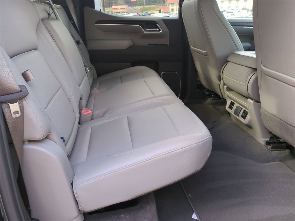 Used 2025 GMC Sierra 1500 SLT image 14