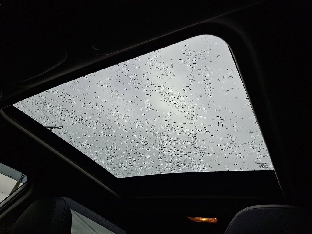 Used 2020 Subaru Forester Limited image 15