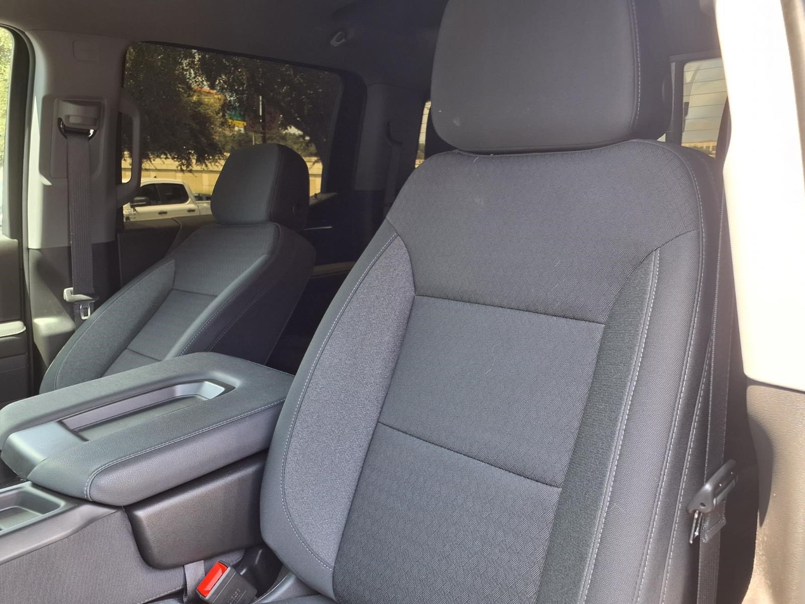 Used 2025 Chevrolet Silverado 1500 LT w/ Texas Edition Plus RWD image 15