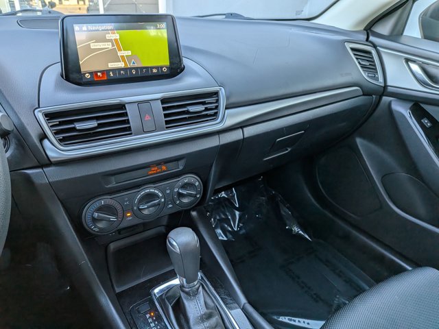 Used 2018 MAZDA MAZDA3 Sport image 24