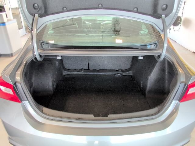 Used 2023 Chevrolet Malibu LT image 33