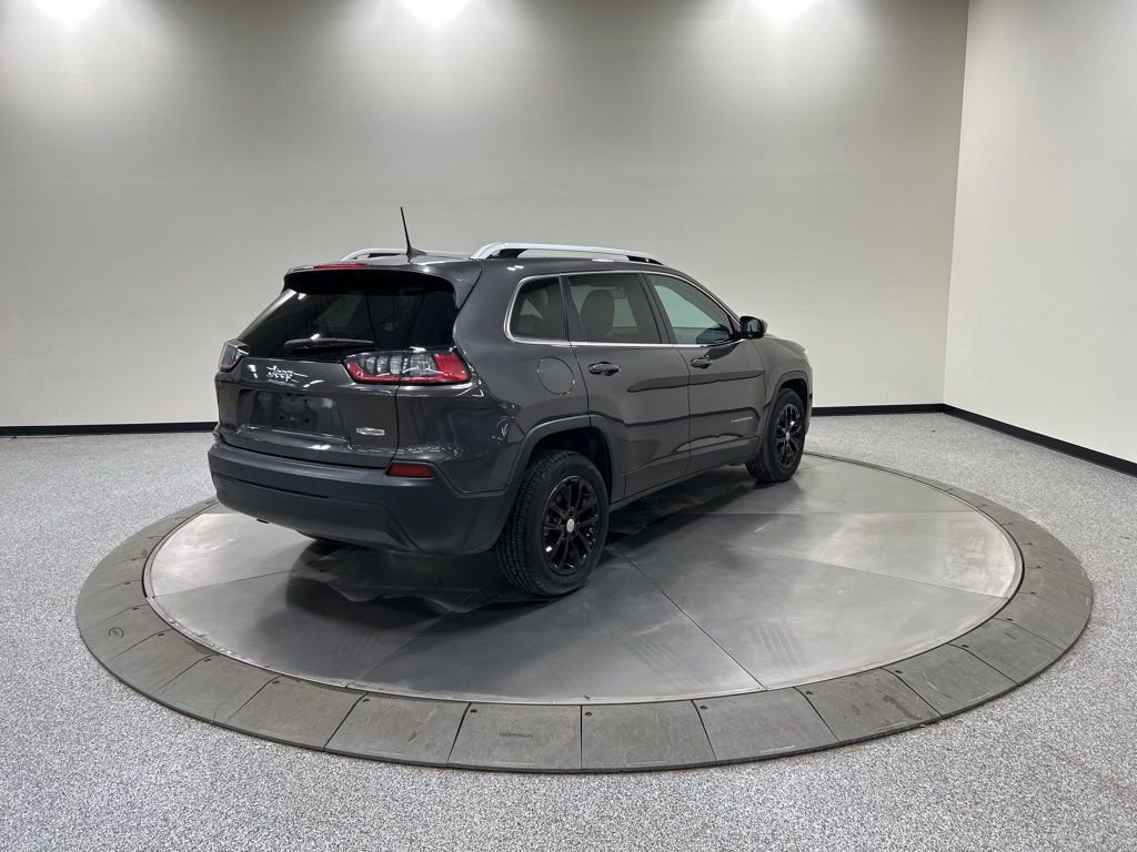 Used 2019 Jeep Cherokee Latitude Plus image 5