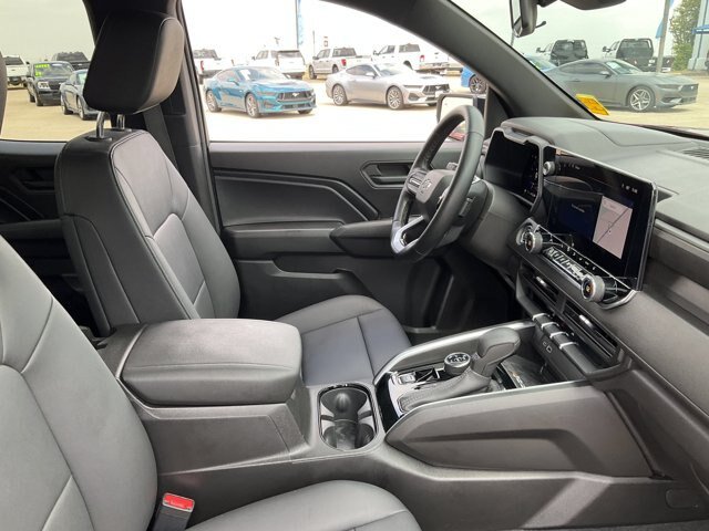 Used 2026 Chevrolet Colorado Trail Boss AWD/4WD image 18
