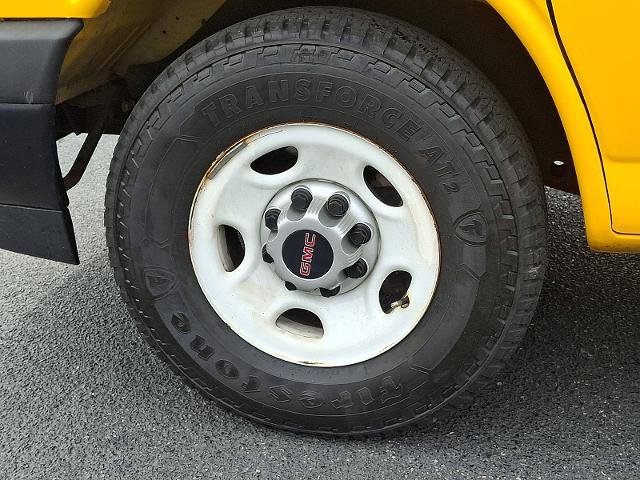 Used 2021 GMC Savana 3500 w/ Power Convenience Package RWD image 9