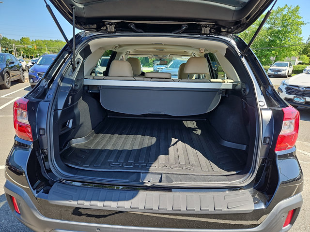 Used 2019 Subaru Outback 3.6R Limited AWD/4WD image 35