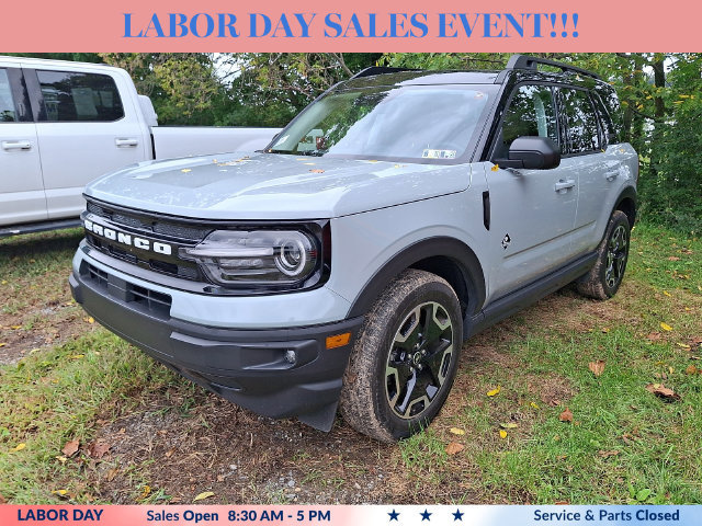 Certified 2024 Ford Bronco Sport Outer Banks w/ Tech Package AWD/4WD image 3