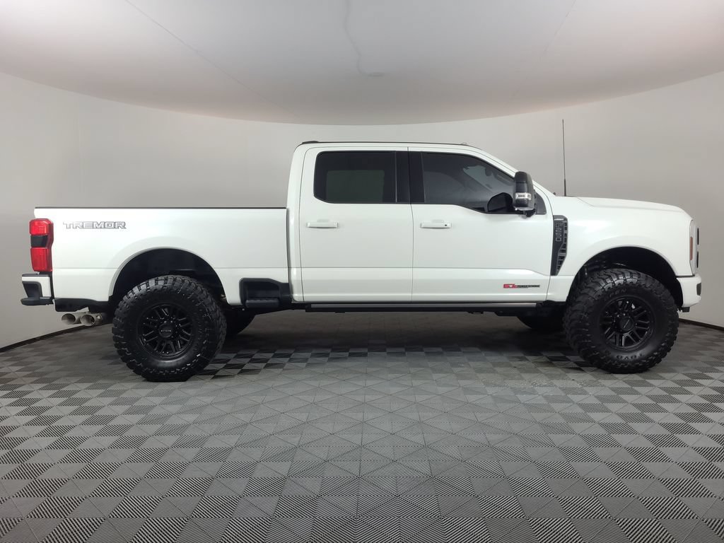 Certified 2024 Ford F250 Lariat w/ Lariat Ultimate Package AWD/4WD image 2