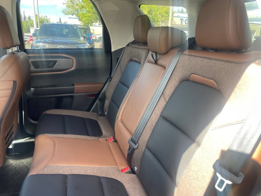 Certified 2026 Ford Bronco Sport Outer Banks w/ Sasquatch Outer Banks Package AWD/4WD image 8