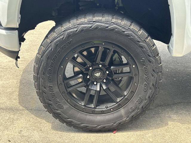 Used 2022 Chevrolet Silverado 1500 RST w/ Safety Package AWD/4WD image 4