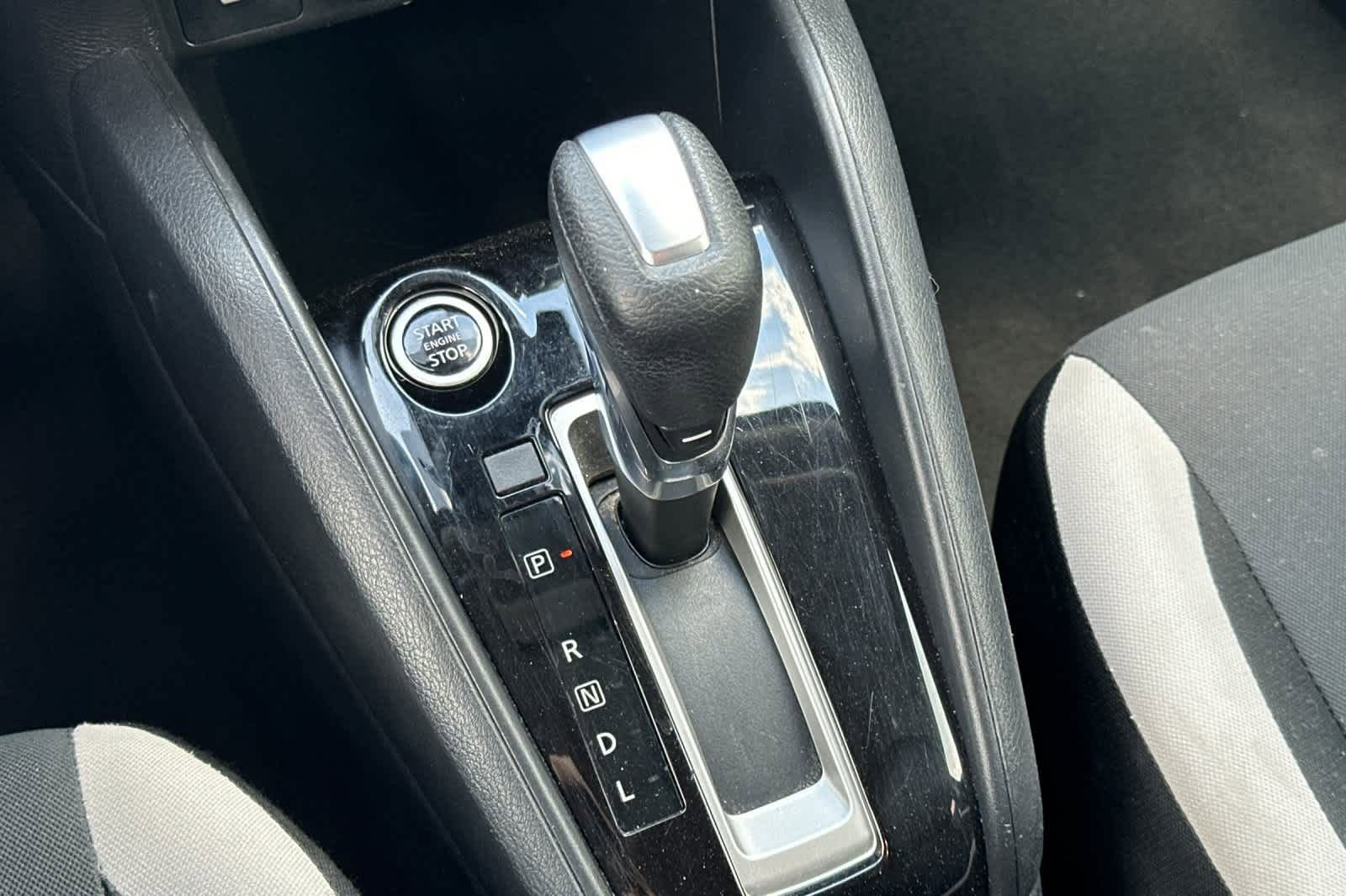 Used 2021 Nissan Versa SV image 20