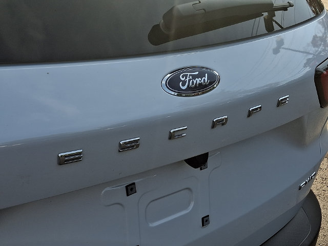Certified 2025 Ford Escape ST-Line Select AWD/4WD image 32