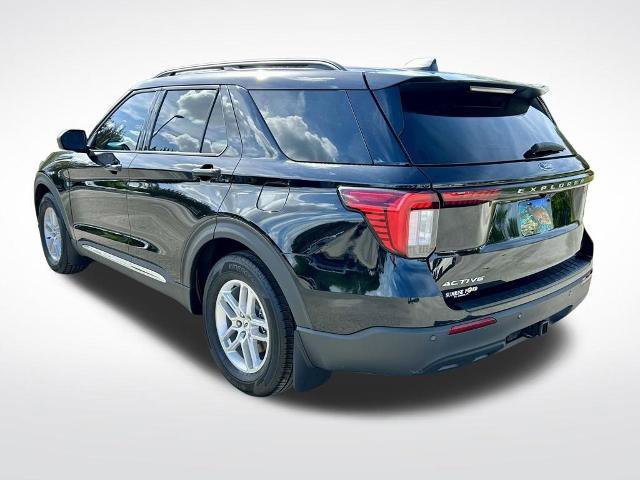 Certified 2025 Ford Explorer Active RWD image 5