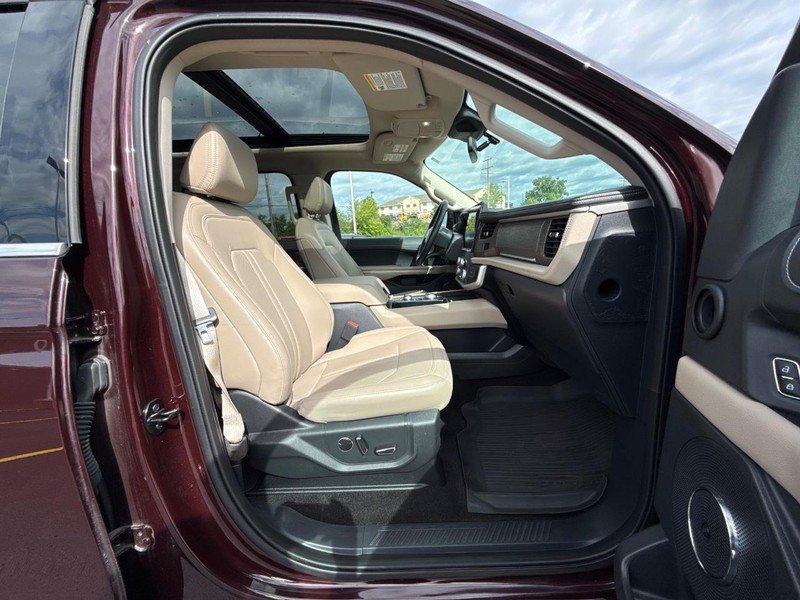 Certified 2023 Ford Expedition Max Limited AWD/4WD image 14