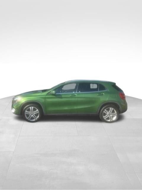 Used 2018 Mercedes-Benz GLA 250 4MATIC image 4