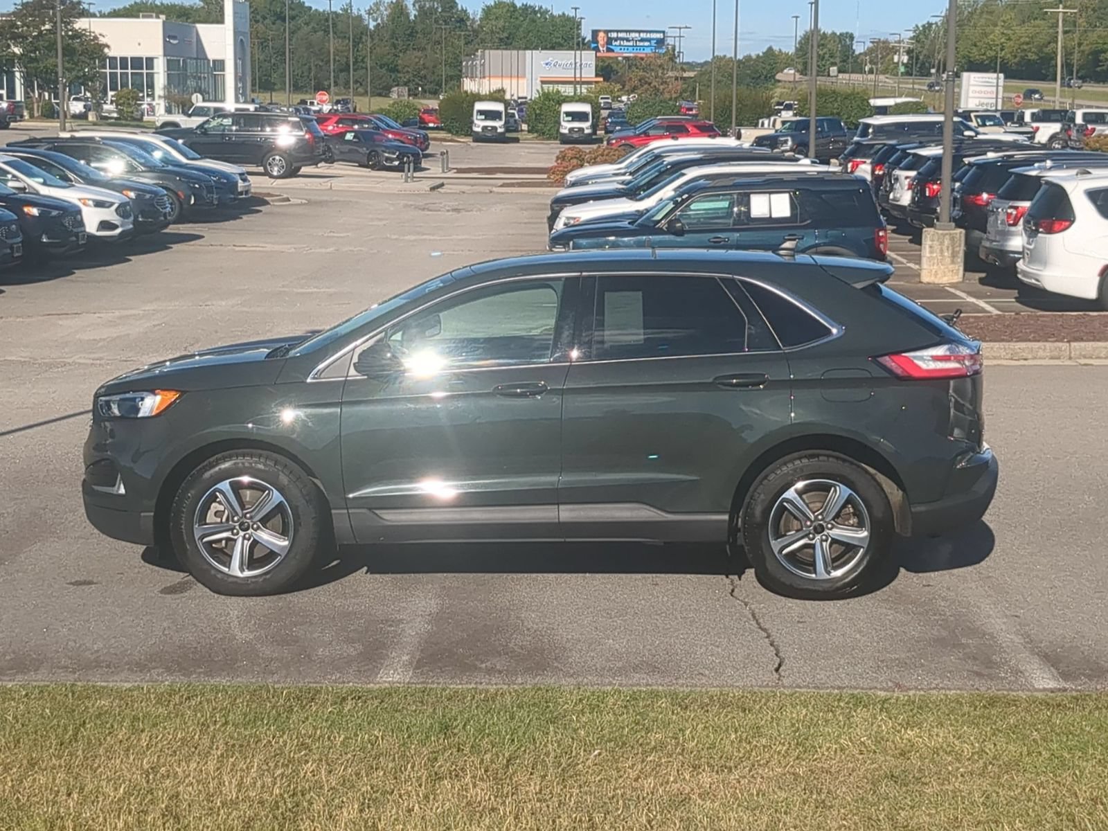 Certified 2023 Ford Edge SEL w/ Convenience Package AWD/4WD image 6