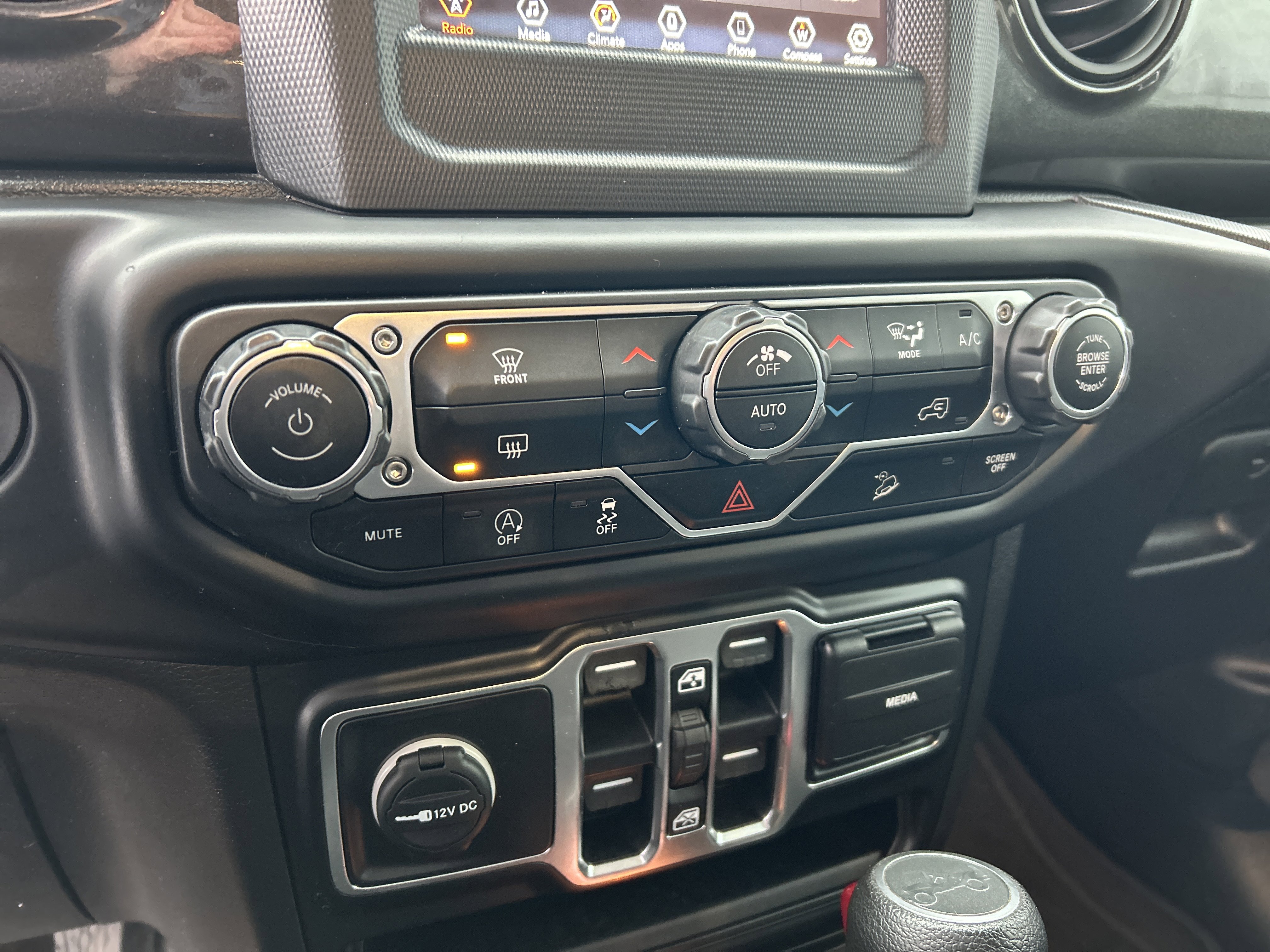 Used 2019 Jeep Wrangler Unlimited Sport image 19