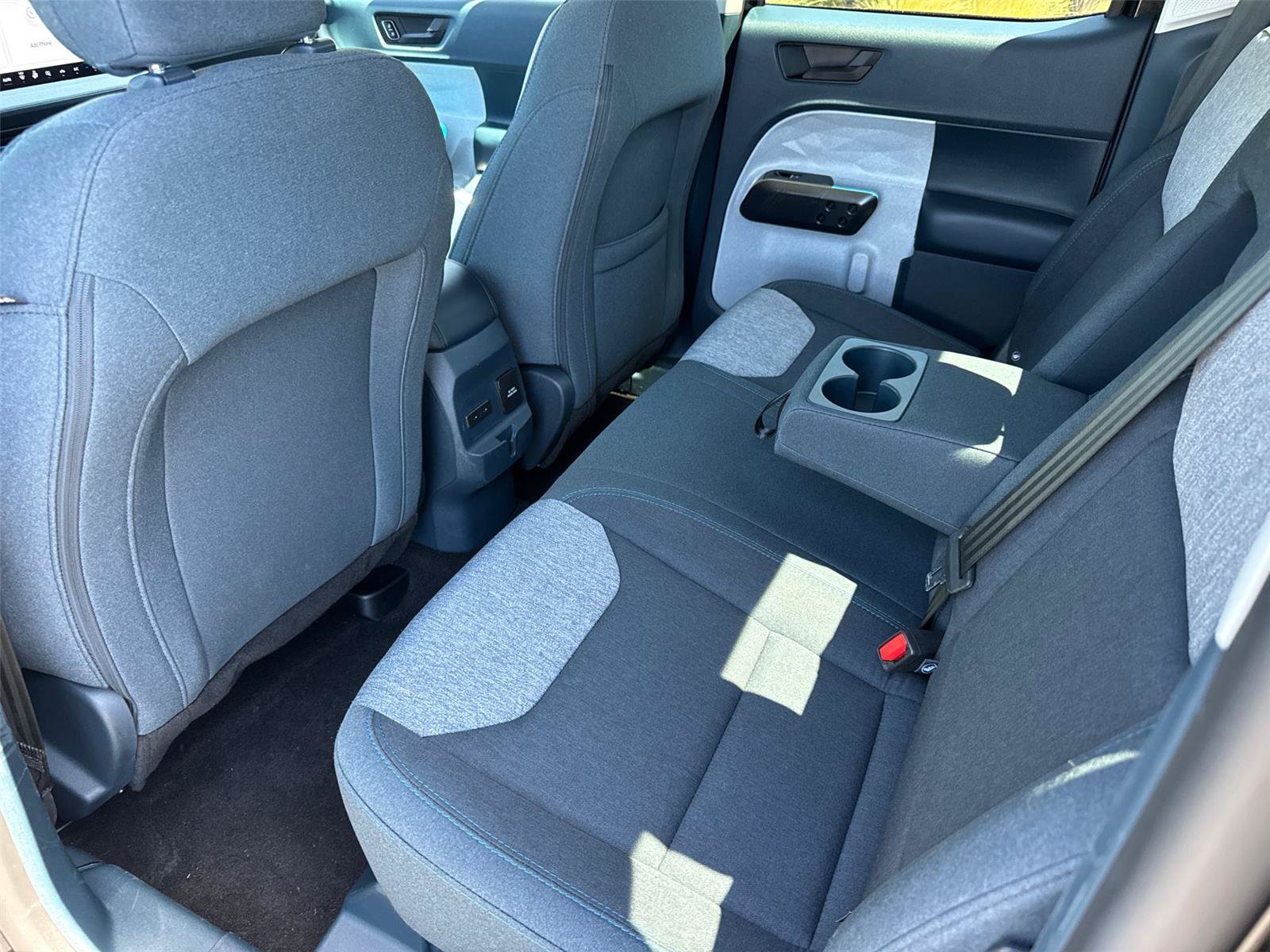 Certified 2025 Ford Maverick XLT w/ XLT Luxury Package FWD image 19