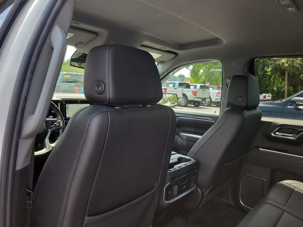 Used 2023 Chevrolet Silverado 1500 LTZ AWD/4WD image 10