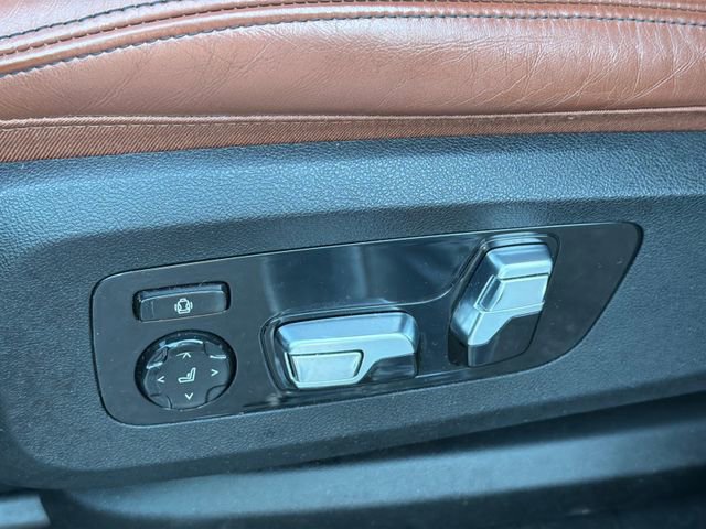 Used 2021 BMW X5 M50i w/ Executive Package image 26