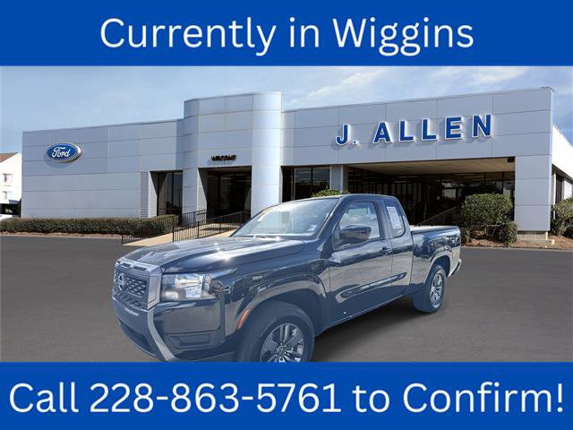 Used 2025 Nissan Frontier SV RWD image 1