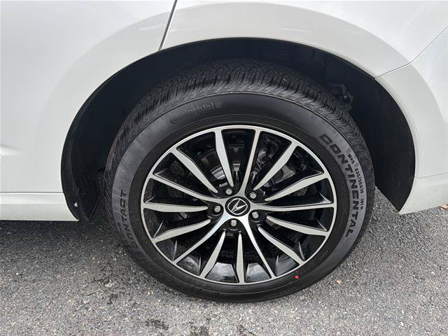 Used 2025 Acura RDX w/ Advance Package AWD/4WD image 23